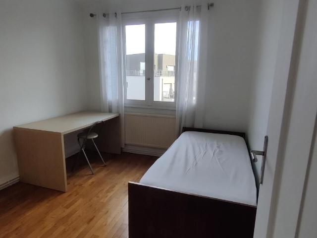 114 avenue Roger Salengro Villeurbanne 69100 T3 Meublé 1080 €CC