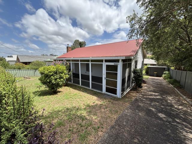 114 Brook StreetMuswellbrook NSW 2333, Australia