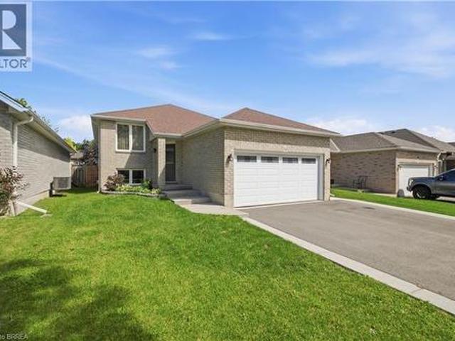 114 Donegal Drive, Brantford, ON, N3T 6N4 house for sale | Listing ID 40841 | Royal LePage
