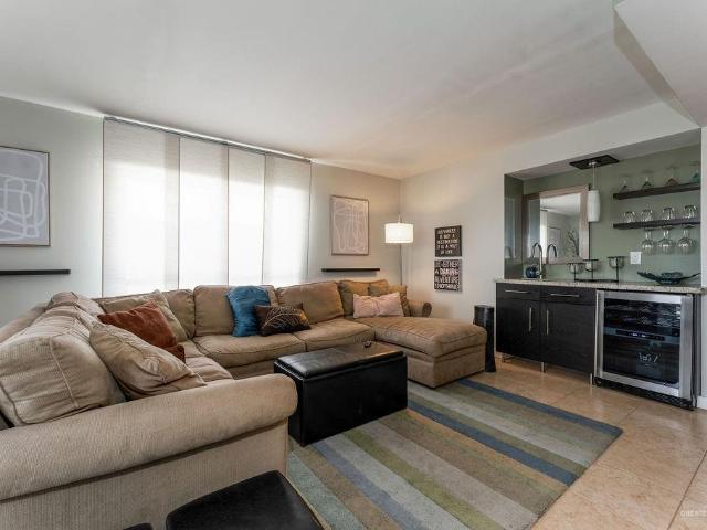 114 E Tarpon Street 201