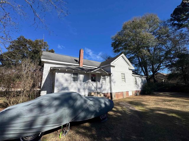 114 E College Street