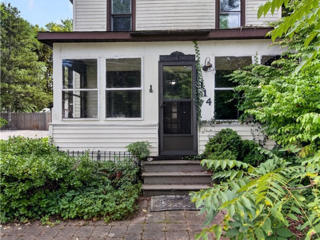 114 E Genesee Street