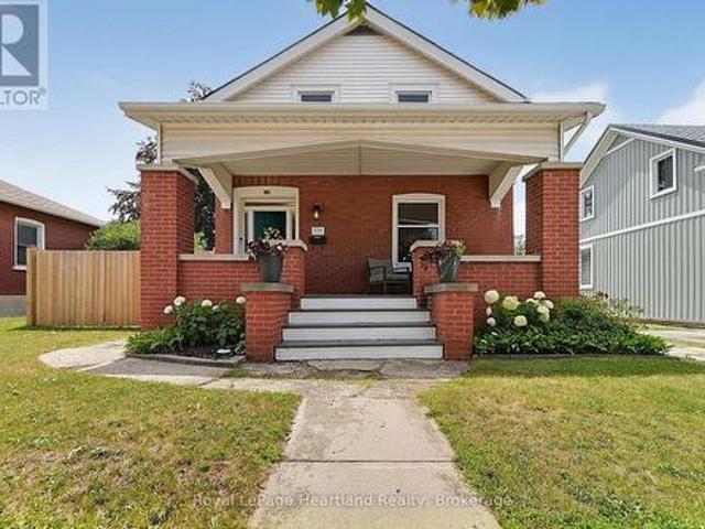 114 Elgin Avenue E, Goderich. Town, ON, N7A 1K6 house for sale | Listing ID X13596 | Royal LePage