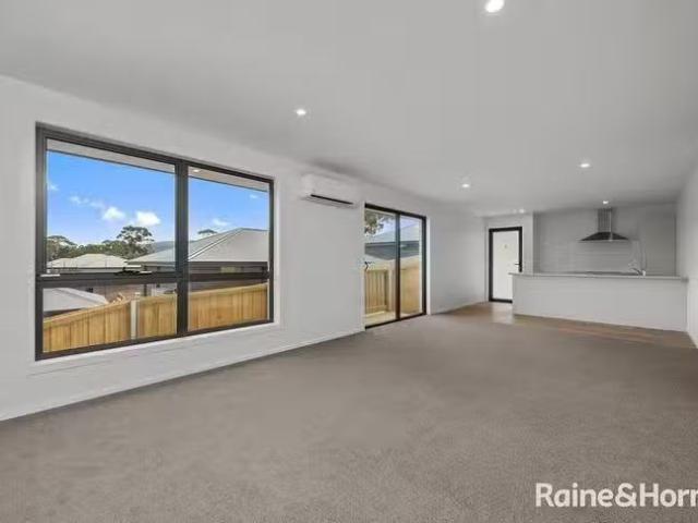 1/14 Elpida Street, Risdon Vale, TAS 7016