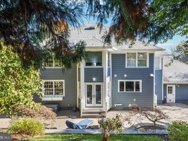 114 erin dr