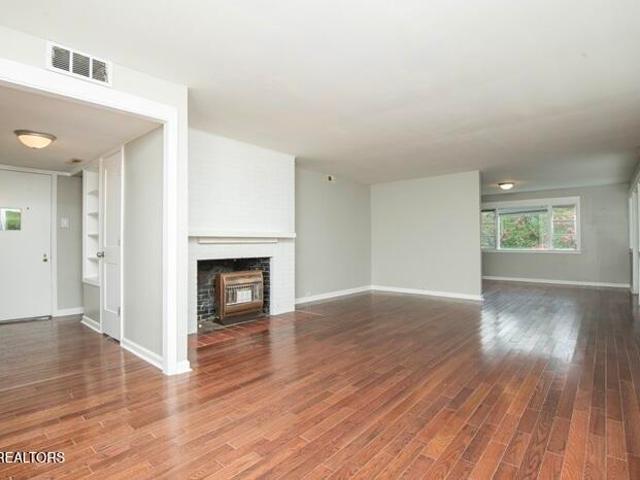 114 Euclid Circle