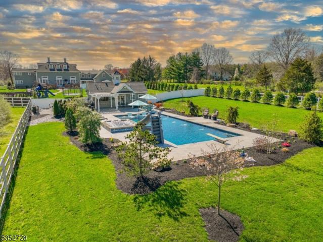 114 Federal Twist Rd