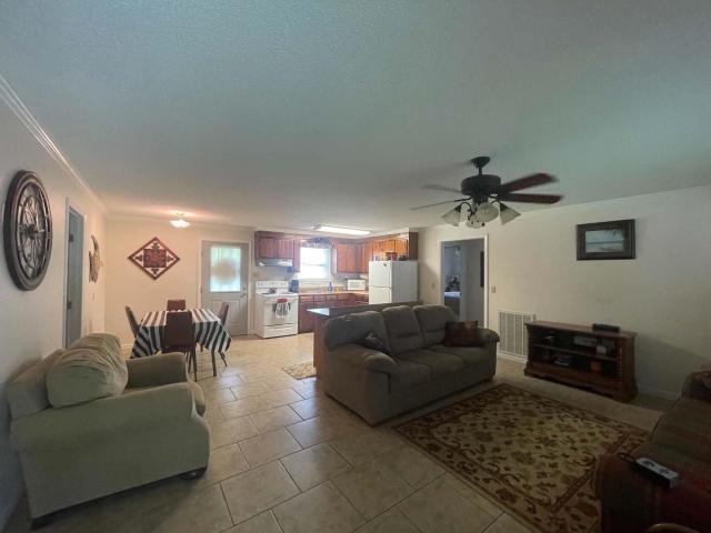 114 Kelsey Dr