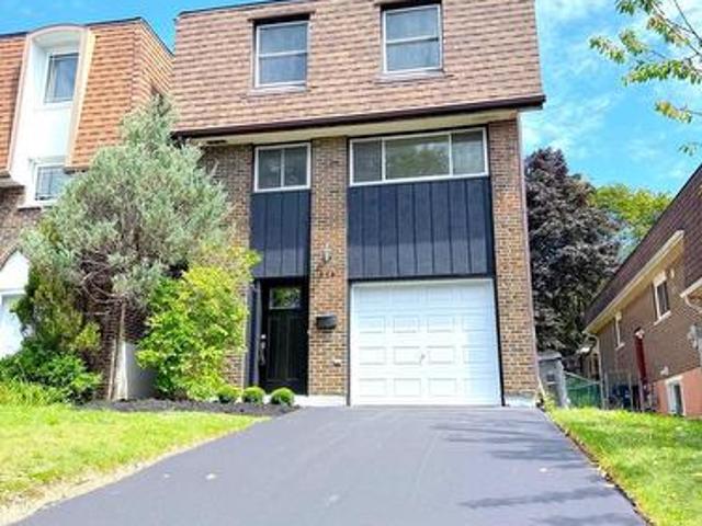 114 Loganberry Crescent, Toronto, ON, M2H 3H1 house for sale | Listing ID C13692 | Royal LePage