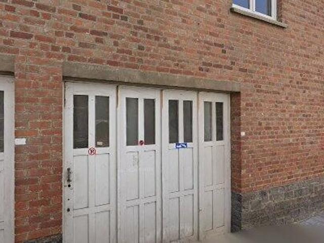 114 m2 apartment for rent in Doornik