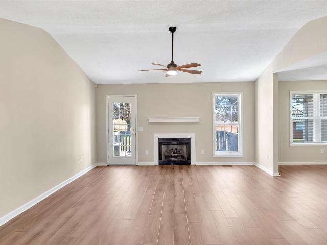 114 Meadowood Drive