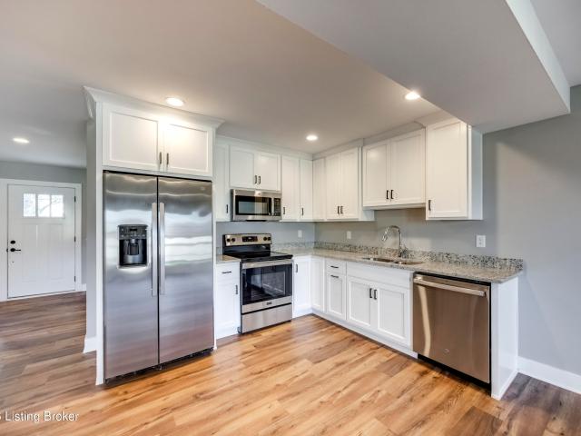 114 N Elm Grove Ave
