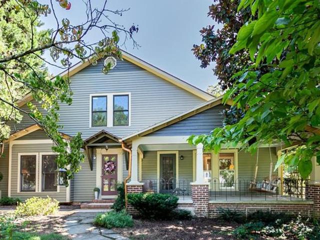 114 N Occoneechee St, Hillsborough, NC 27278