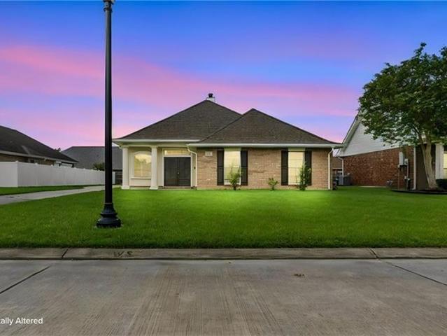 114 Portrush Dr, Laplace, LA 70068