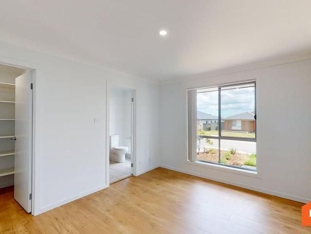 114 Redwood Drive, Gillieston Heights NSW 2321