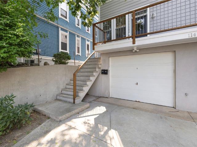 114 Ring Street 1