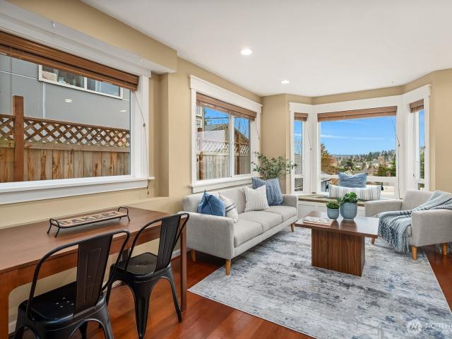 114 W Florentia Street # B