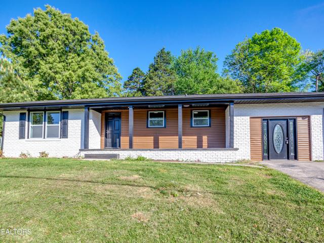 114 W Maiden Lane