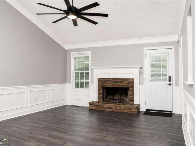114 Waterbury Lane