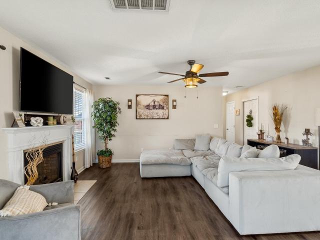 114 Thorncliff Place