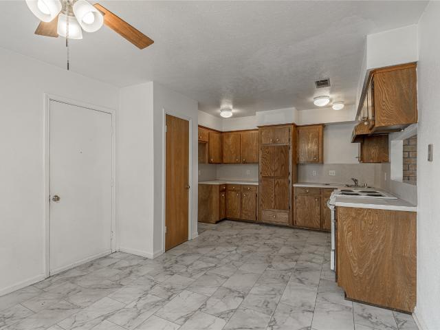 114 Timberline Dr, Huntsville, TX 77320 | MLS #25551