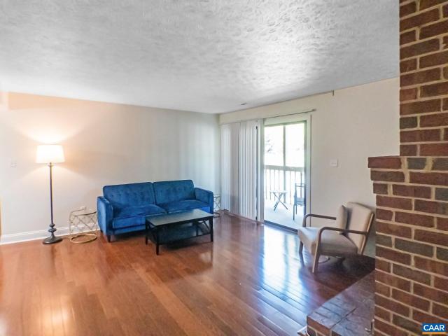 114 turtle creek rd 8