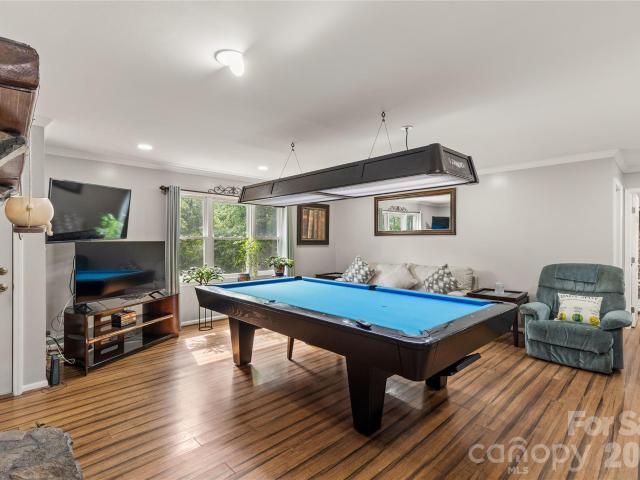 1154 Birchwood Drive