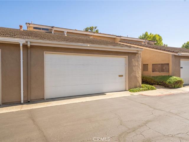1156 Mountain Gate