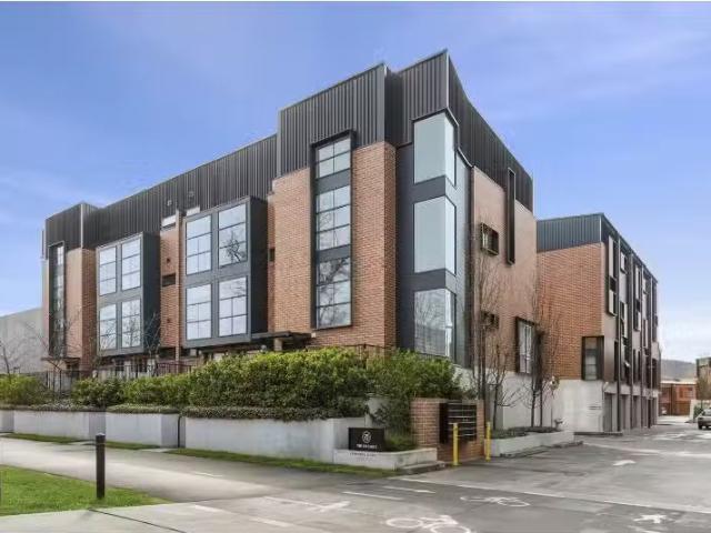 115/6 Torrens Street, BRADDON Townhouse for rent Listed by In.