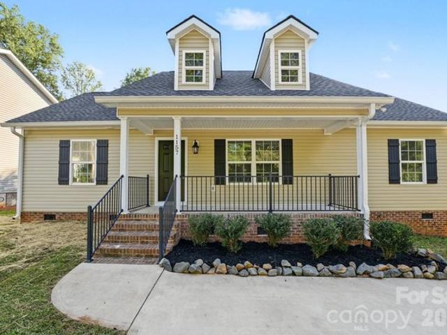 1157 Calhoun St, Rock Hill, SC 29732