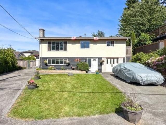 11590 A Street, Surrey, BC, V3R 3J3 house for sale | Listing ID R3159 | Royal LePage