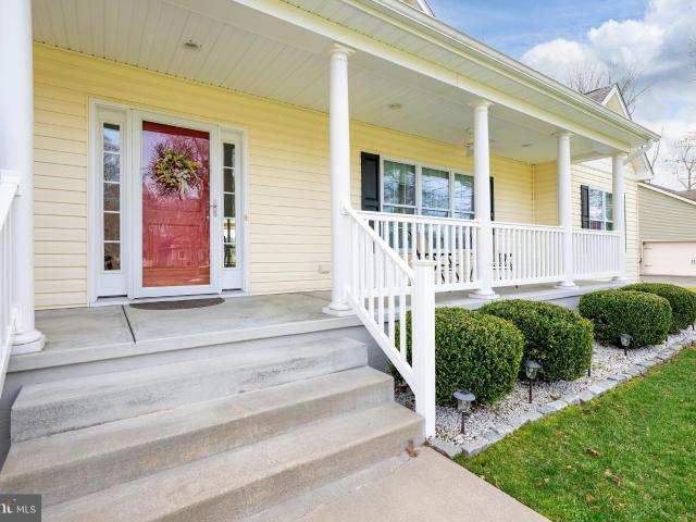 11596 Erin's Walk, Bridgeville, DE 19933 | MLS #DESU2107 | Compass