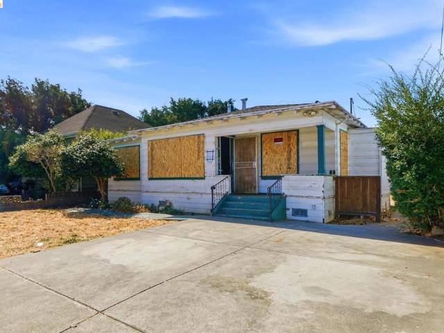 1159 Louisiana St