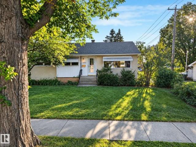 11507 Street Nw, Edmonton, AB, T5M 1K9 house for sale | Listing ID E4509 | Royal LePage