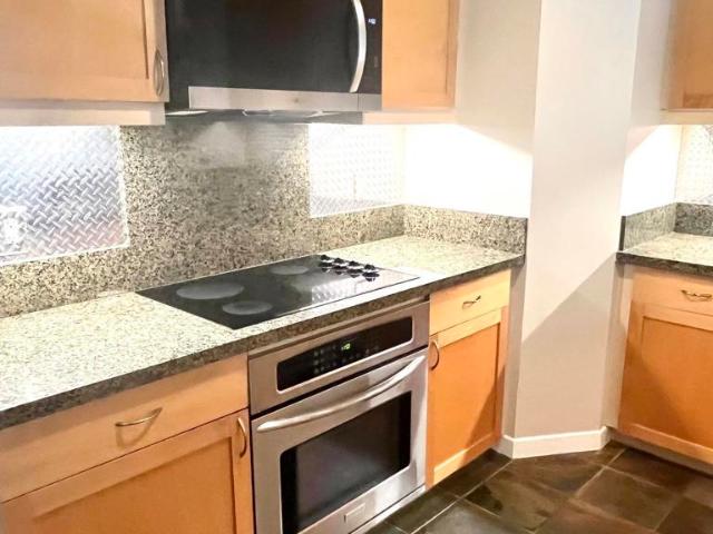 1150 J St 116