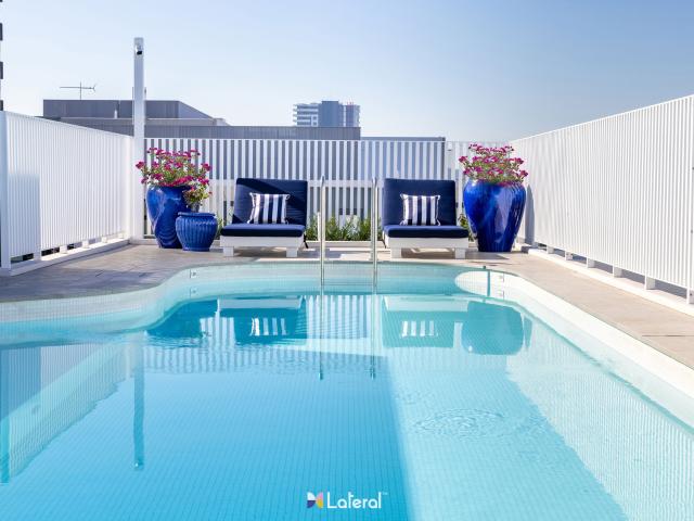 $1150 PW TWO BEDROOM APARTMENT, CLOSE TO TRAIN STATION AND AMENITIES INCLUDED!