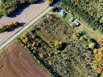 1150 Route Des Érables, Saint Théodore D'Acton, QC, J0H 1Z0.