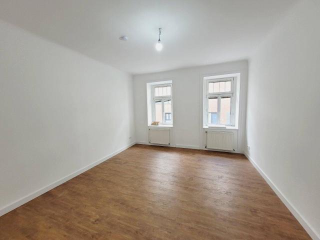 1150, sanierte 1 Zimmer Wohnung in saniertem Jugendstilhaus