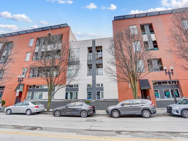 1150 Vine Street