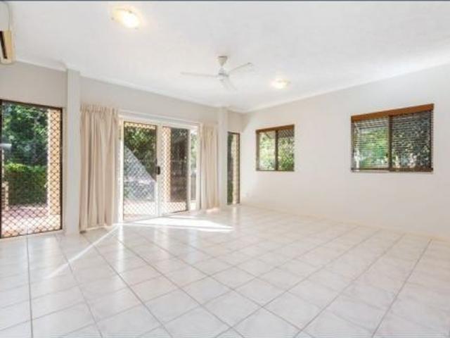 1/151 Riverside Bvd, Douglas