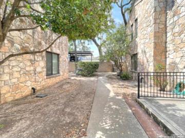 11520 Huebner Rd, Unit 107, San Antonio, TX 78230 | MLS #1948