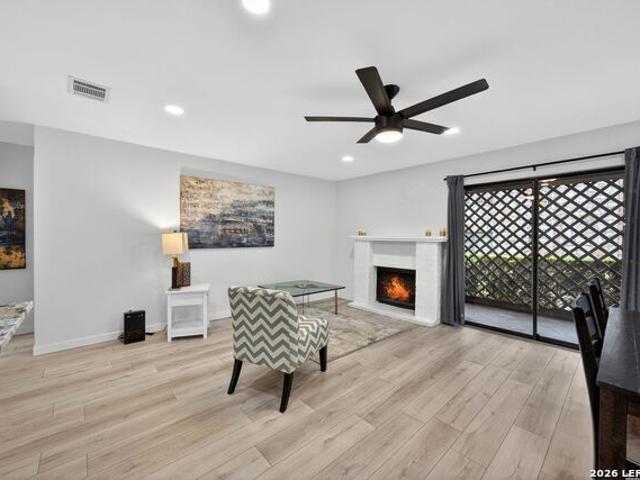 11520 Huebner, Unit 501