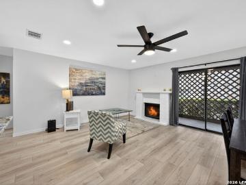 11520 Huebner, Unit 501