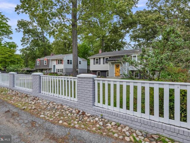 1152 Claire Road