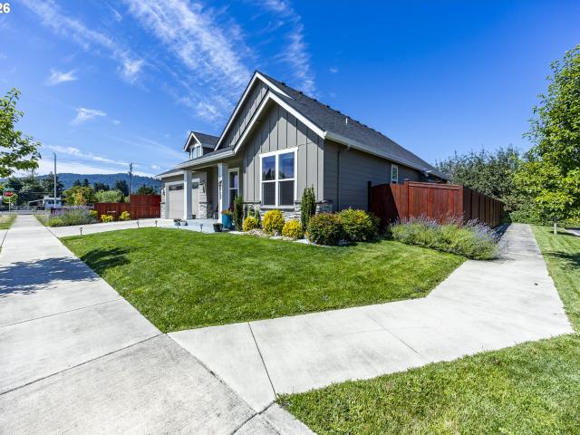 1152 S 46TH ST