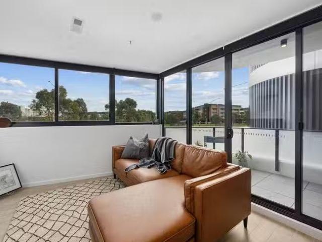 115/2 Terry Connolly Street, Coombs, ACT 2611