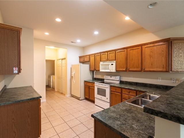 1153 Cobblestone Lane