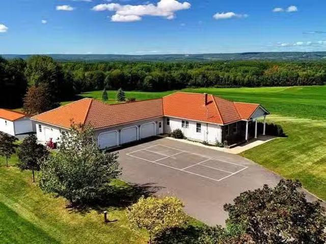 1153 Lockhart Mountain Road, Coldbrook, NS, B4R 1C1 house fo.