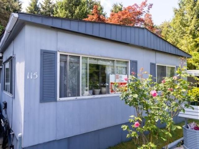 115 8 King George Highway, Surrey, BC, V3W 6E1 house for sale | Listing ID R3122 | Royal LePage