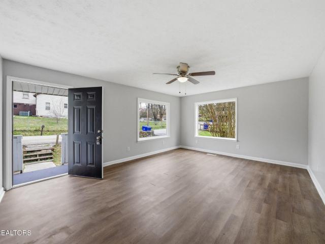115 Cedar Circle